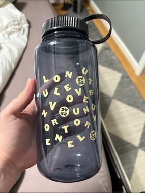 Harry Styles Love on Tour 2022 Gray Blue Water Bottle